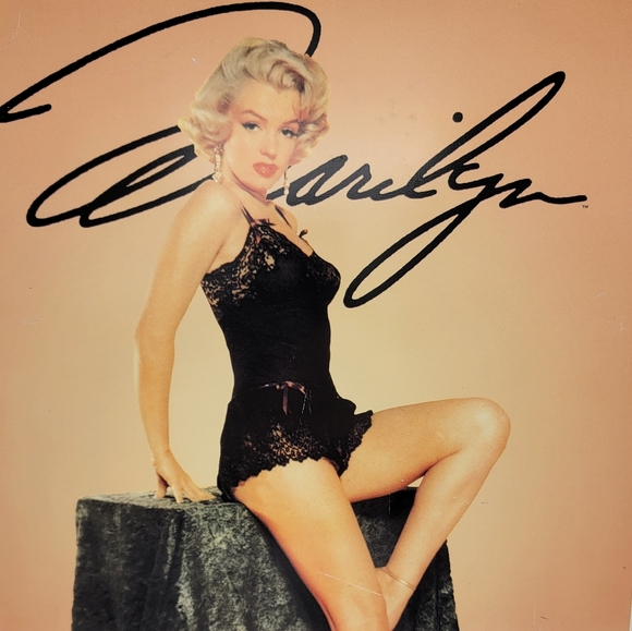 Vintage Marilyn Monroe Metal Tin Sign Hollywood Legend Wall Decoration - Picture 2 of 4